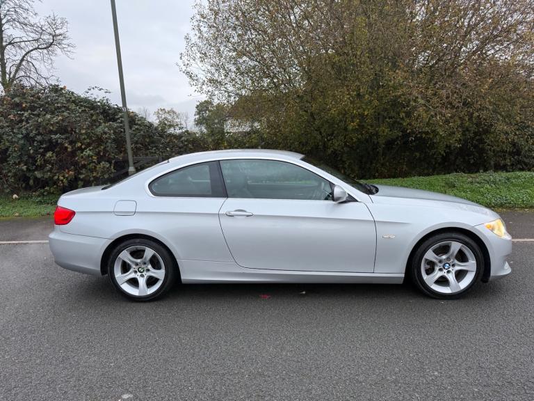 2010 BMW 3 Series 325i SE 2dr Step Auto COUPE Petrol Automatic
