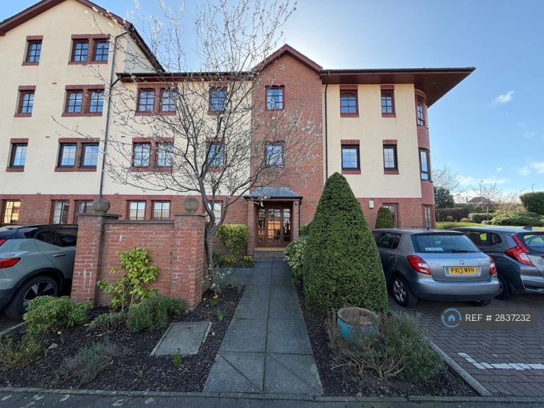 2 bedroom flat in Orchard Brae Avenue, Edinburgh, EH4 (2 bed) (#2837232)