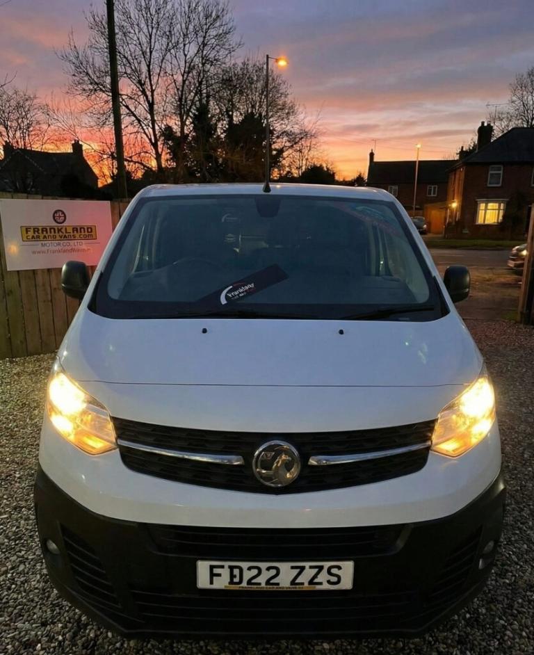 2022 Vauxhall Vivaro 2900 1.5d 100PS Dynamic H1 Van PANEL VAN DIESEL Manual