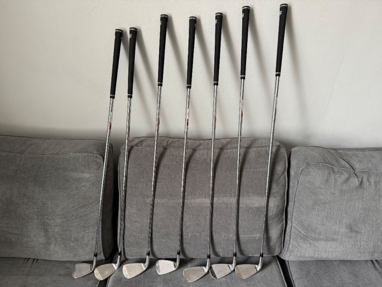Wilson D9 Irons 