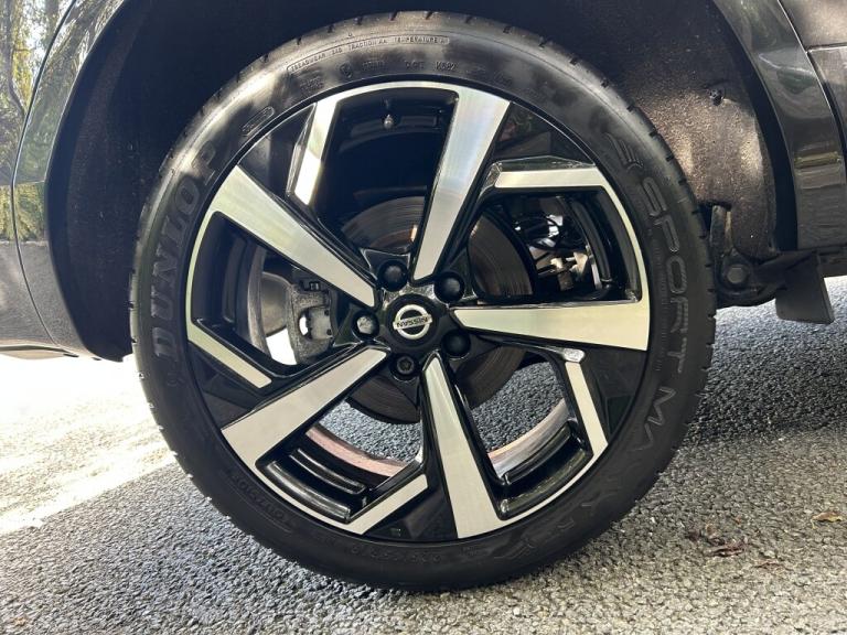 2020 Nissan Qashqai 1.3 DIG-T TEKNA PLUS 5DR Manual Hatchback Petrol Manual