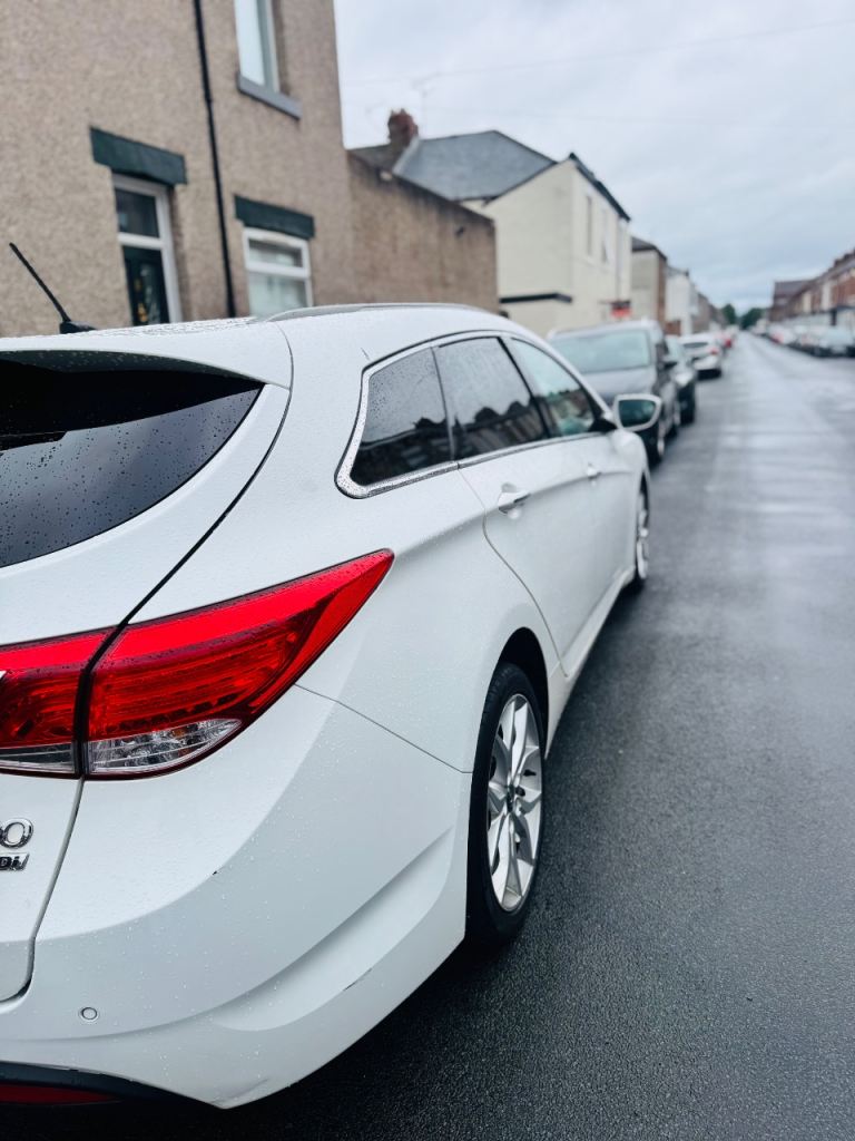 Hyundai, I40, Estate, 2012, 1685 (cc), 5 doors