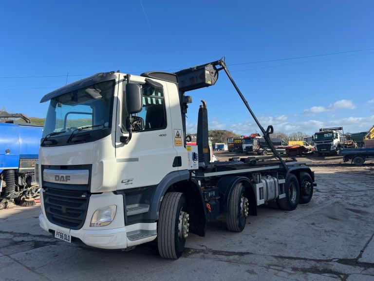 DAF TRUCKS CF 400 8X4 BOUGHTON HOOKLOADER 