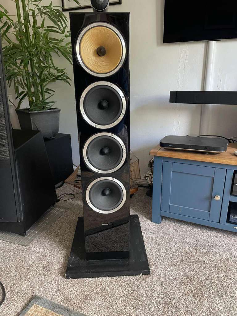 B&W CM10 Floor Standing Speakers (Bowers & Wilkins)