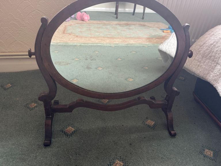 Dressing table mirror 