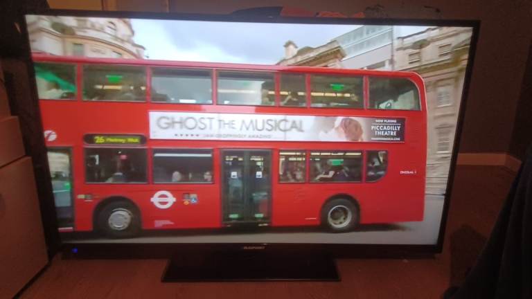 FREE DELIVERY excellent 50 BLAUPUNKT LED full HDTV 1080p freeveiw channels inbuilt 