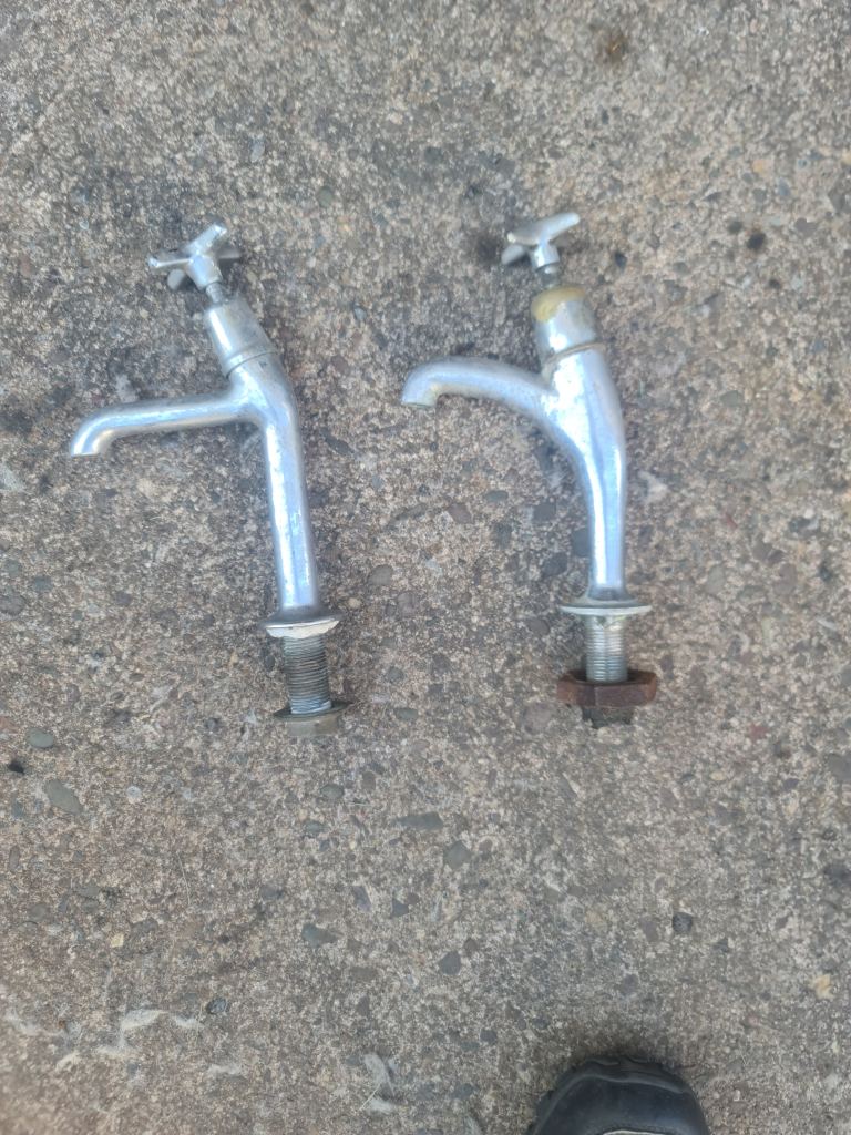 Pair of Vintage used Metal Taps – Reay for Restoration