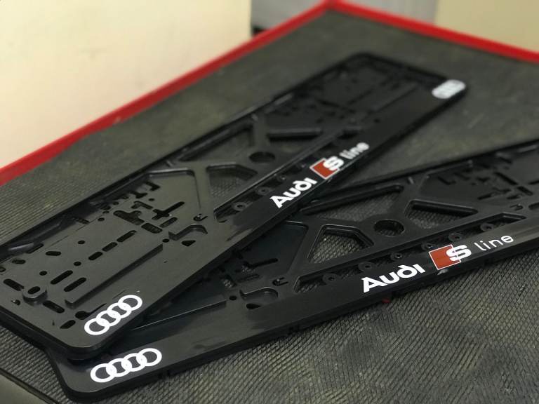 2pcs x Plate number holder - AUDI S LINE