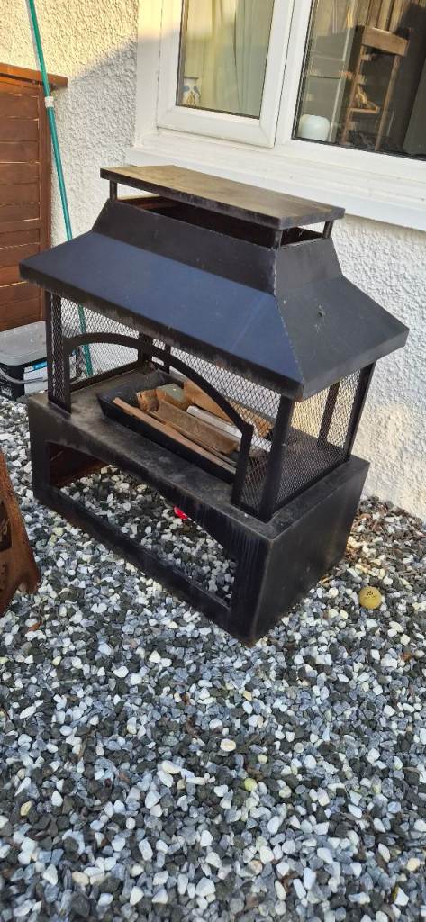 Outdoor Metal Fireplace - Black firepit chiminea, Good Condition