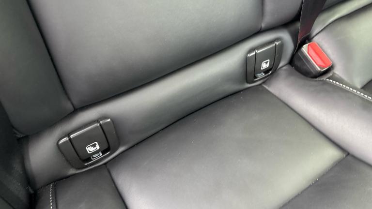 2024 Volvo XC60 Recharge Ultimate, T8 AWD Plug-in hybrid, Electric/Petrol, Bright ESTATE Petrol/E...