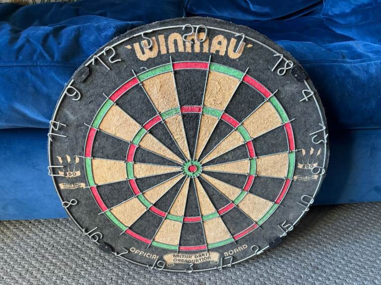 Fantastic Winmau Official BDO Dart Board British Darts Organisation Dartboard