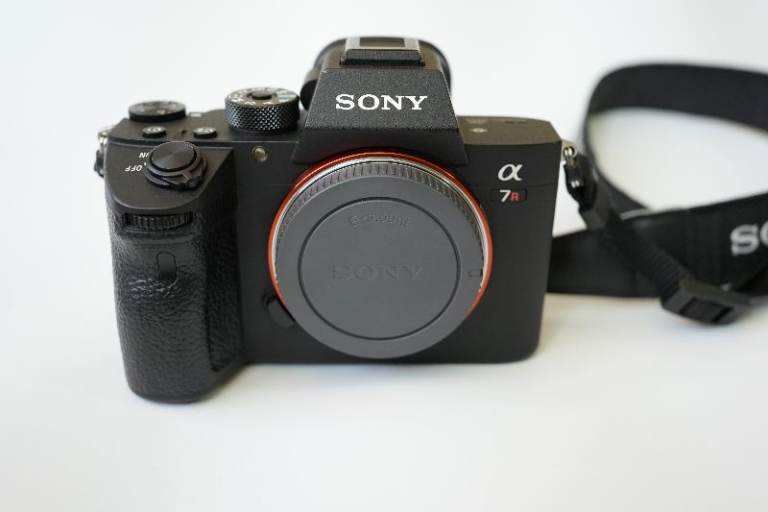 Sony A7R III | Alpha 7R III Full Frame Camera | Boxed, Low Shutter Count | Very good Condition