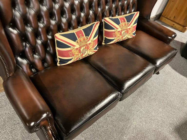 Stunning Refurbished RARE Chesterfield 3 Seater Queen Anne Sofa in Brown Leather - Delivery