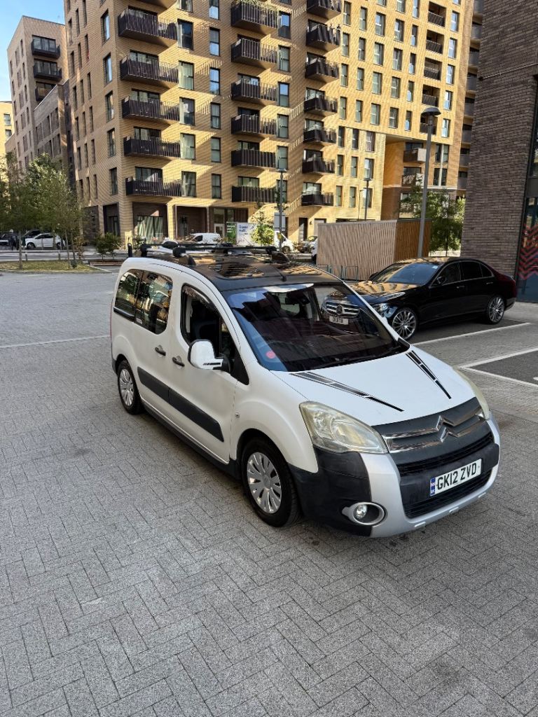 Citroen, BERLINGO MULTISPACE X-tree, MPV, 2012, Automatic, 1560 (cc), 5 doors, Long Mot