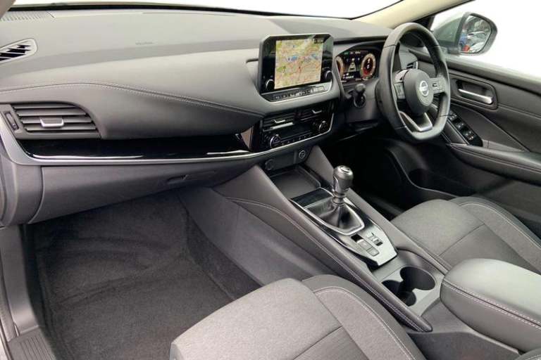 2021 Nissan Qashqai 1.3 DiG-T MH N-Connecta [Glass Roof] 5dr Manual Hatchback Petrol Manual
