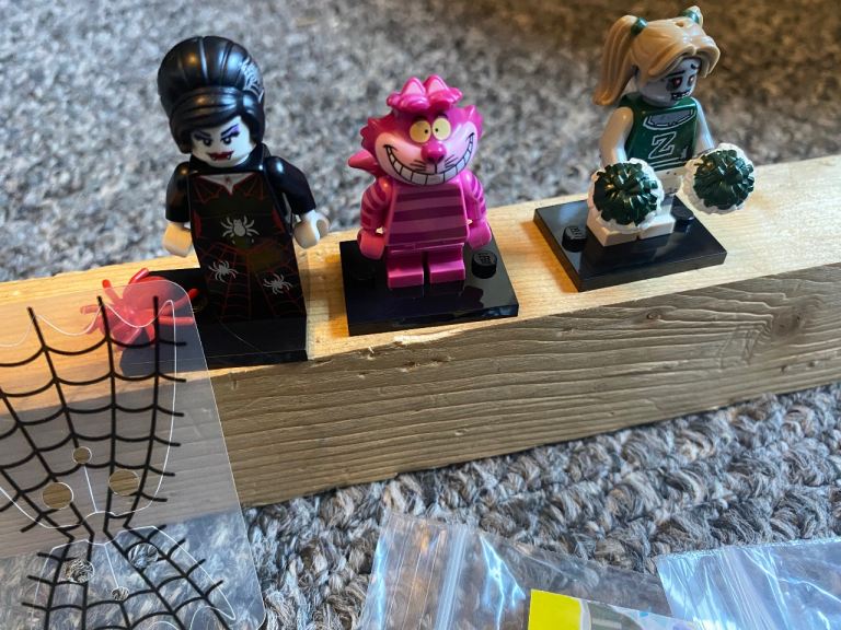 Lego minifigures 