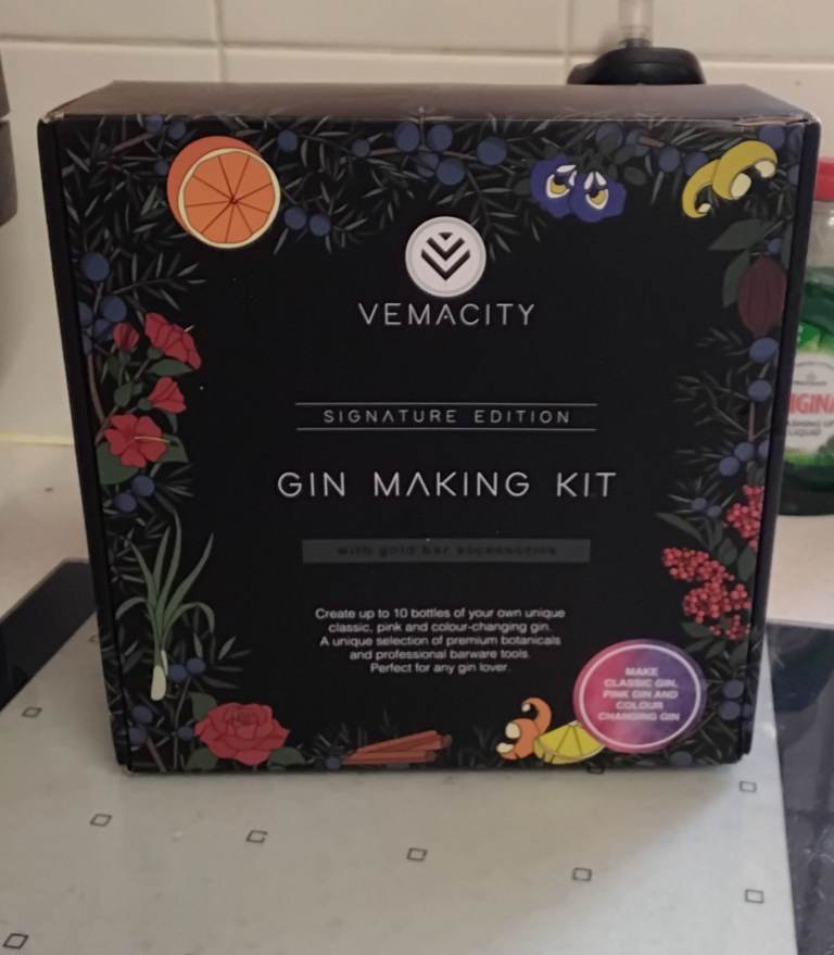 Vemacity gin making kit signature edition with gold bar accessories