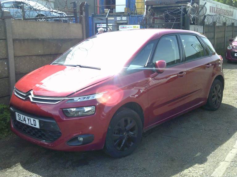 breaking for spares citroen c4 picasso 2014 1.6 hdi 
