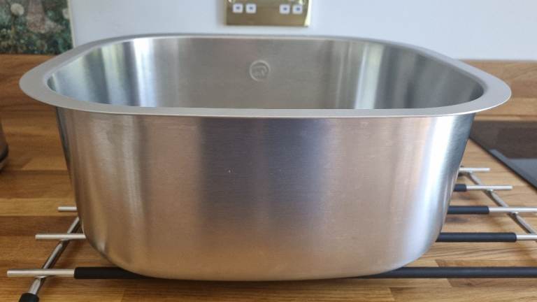 Elephant Box Stainless Steel Washing Up Bowl - 10 Litre 