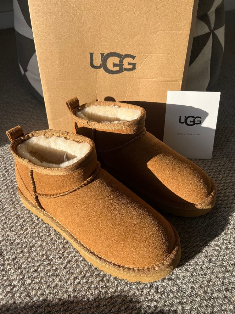 Ugg Boots Chestnut Brown Size UK 6 / 39