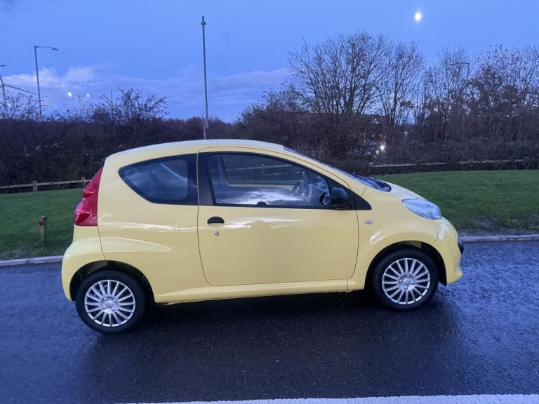 PEUGEOT 107 1.0 12V Urban Lite 2010