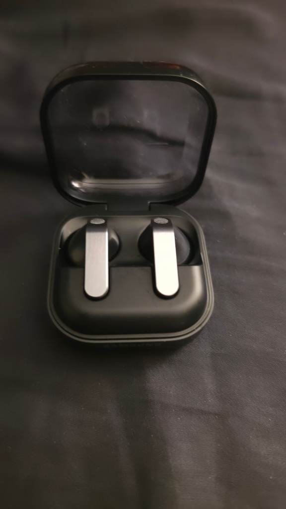 Samsung galaxy ear buds 4