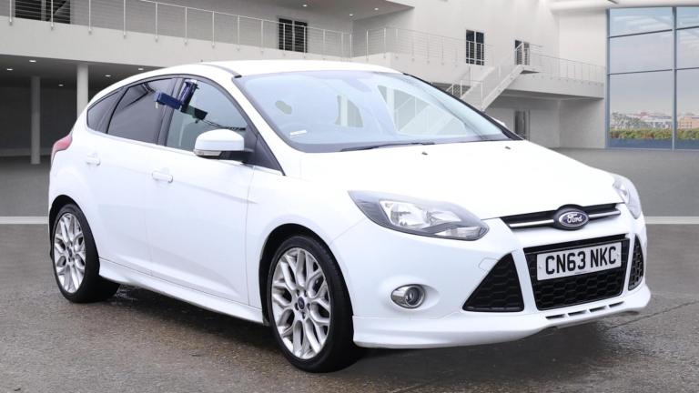 2013 Ford Focus 1.0T EcoBoost Zetec S Euro 5 (s/s) 5dr HATCHBACK Petrol Manual