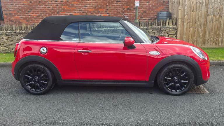 Mini, CONVERTIBLE, Convertible, 2018, Manual, 1998 (cc), 3 doors