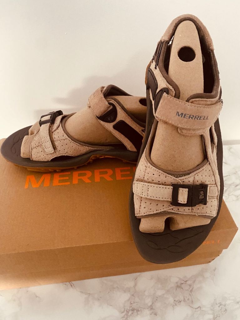 Kahuna 111 Taupe Trail sandals by Merrell