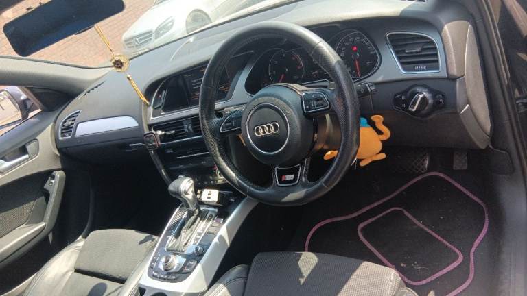 Audi, A4, Saloon, 2014, Semi-Auto, 1968 (cc), 4 doors