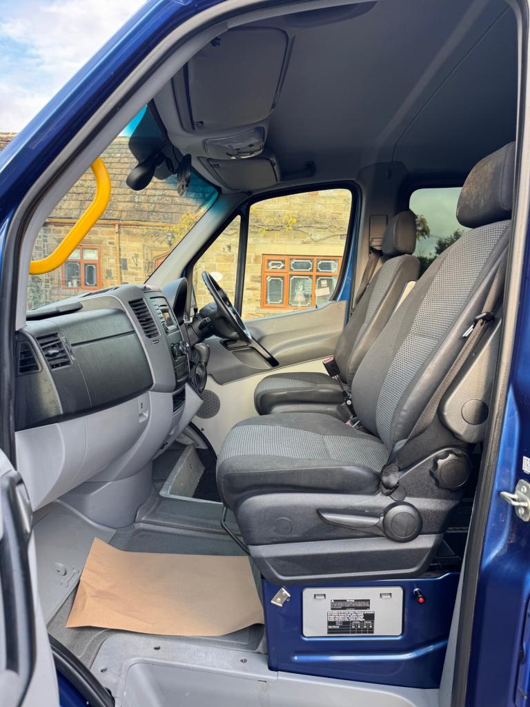 2013 Mercedes-Benz Sprinter 2013 63 MERCEDES BENZ SPRINTER 2.1 210 CDI L1 7G-TRONIC RWD WINDOW VA...