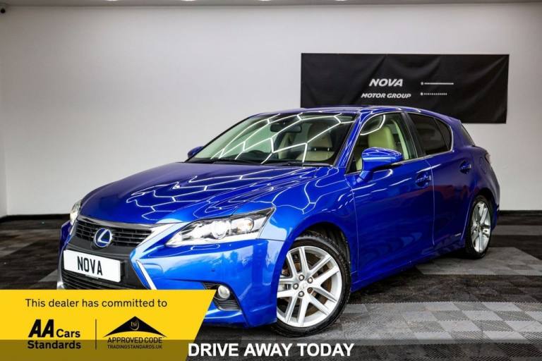 2015 Lexus CT 1.8 200h Luxury Hatchback 5dr Petrol Hybrid CVT Euro 5 (s/s) (136 ps) Hatchback PET...