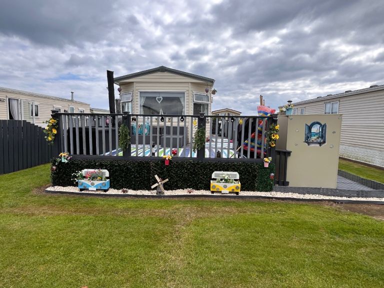 Family Caravan Holiday Rental Cranfield Bay