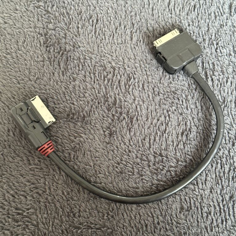 Audi stereo media lead 