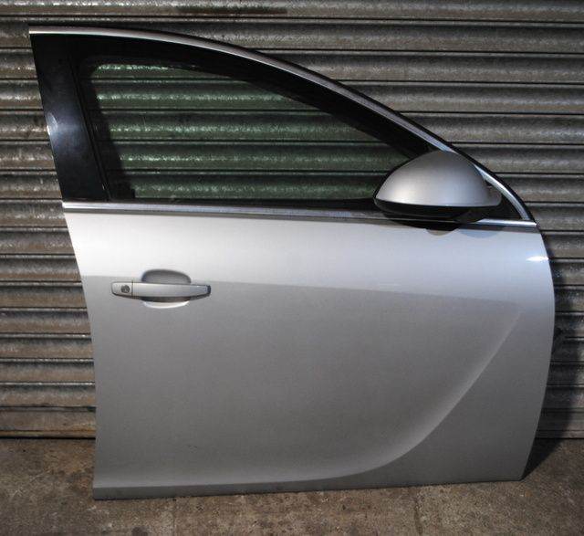 2014-2017 VAUXHALL INSIGNIA MK1 FACELIFT FRONT DRIVER SIDE DOOR Z176