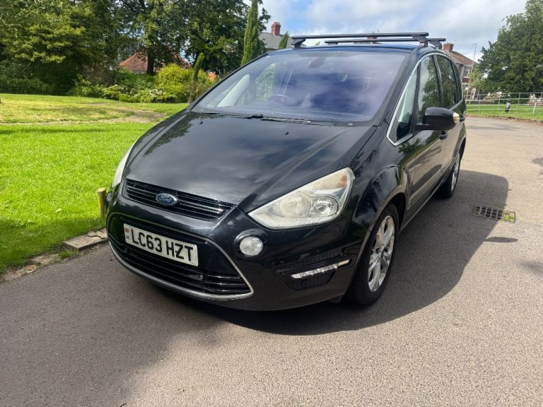 ford s max titainum  5 door automatic 