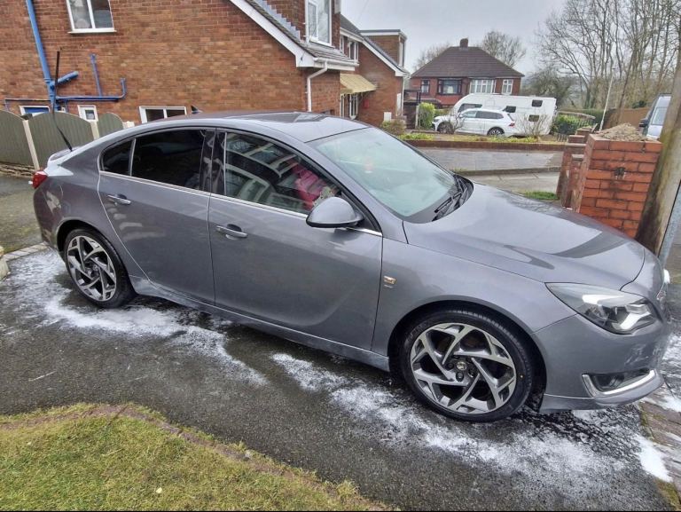 Vauxhall, INSIGNIA, Hatchback, 2016, Manual, 1598 (cc), 5 doors