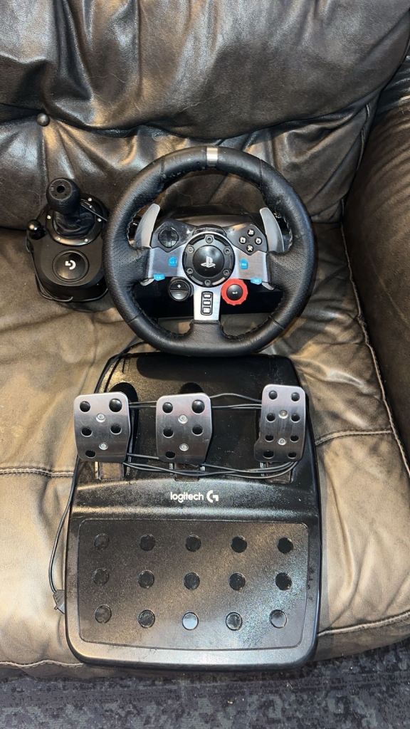 Logitech G29 Racing Wheel & Pedals with Shifter – Good Condition
