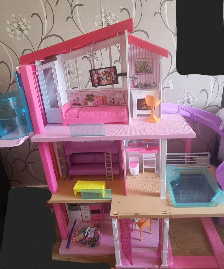 Barbie Dream House