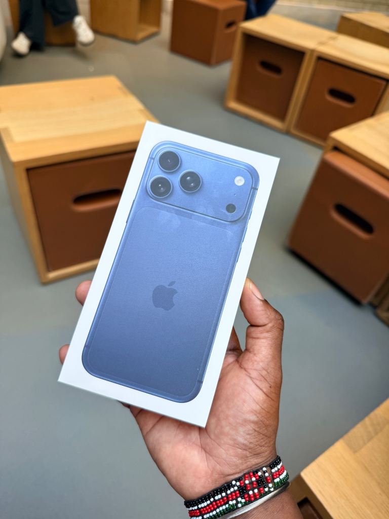 Brand New iPhone 17 Pro Max 256GB Deep Blue