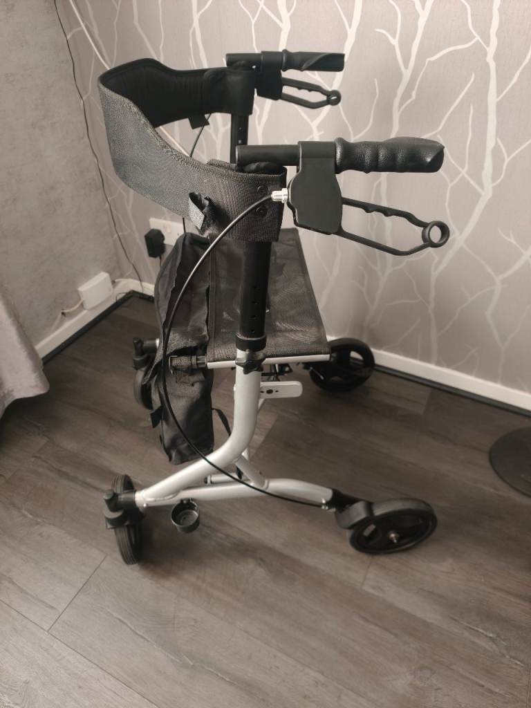 Komfi Rider Zoom Ultra Rollator walker