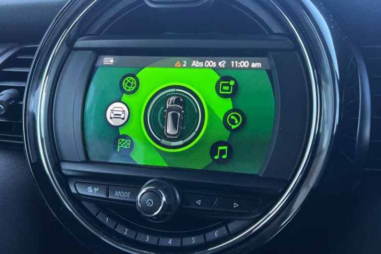 2018 MINI Hatch 1.5 Cooper Hatchback 3dr Petrol Steptronic Euro 6 (s/s) (136 ps) Hatchback Petrol...