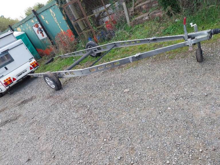 Caravan chassis trailer 