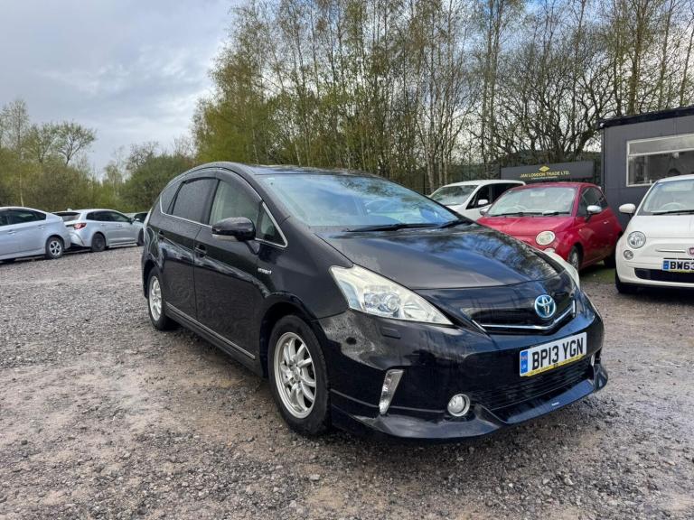 2013 Toyota 7 Seat Prius 1790 Hybrid