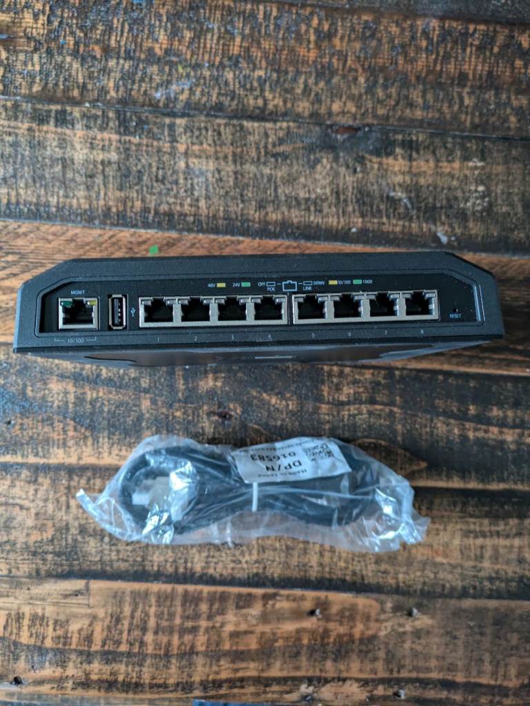 Ubiquiti EdgeSwitch 8XP (ToughSwitch Pro) – 8-Port Gigabit PoE Managed Switch