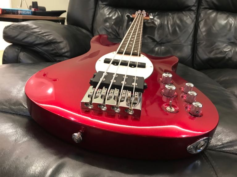 Schecter CV-4 string bass guitar - Red gloss, new strings, great condition - superb sound 