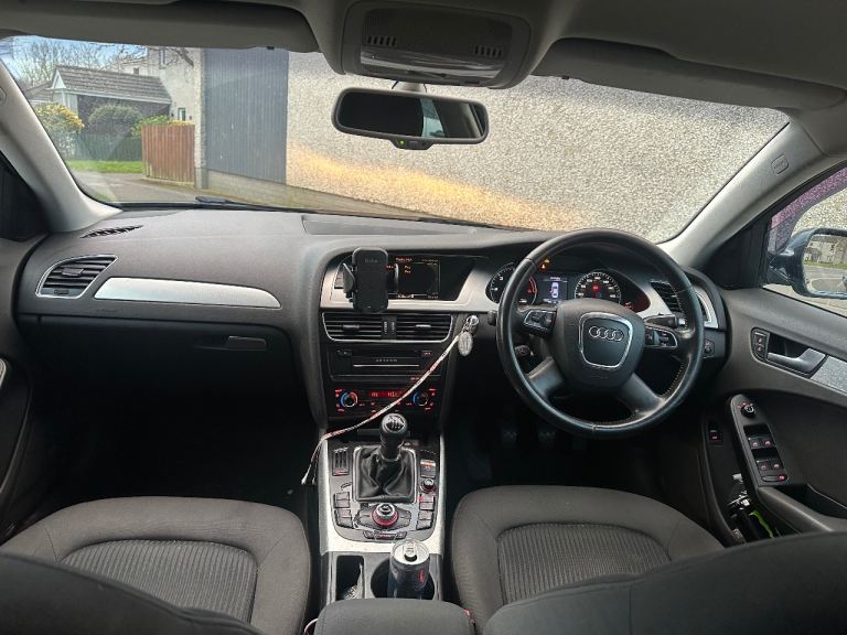 Audi, A4, Saloon, 2010, Manual, 1968 (cc), 4 doors