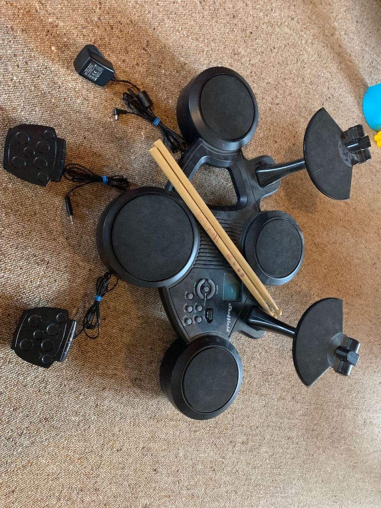 Medeli DD305 Digital Drums with Pedals and Sticks