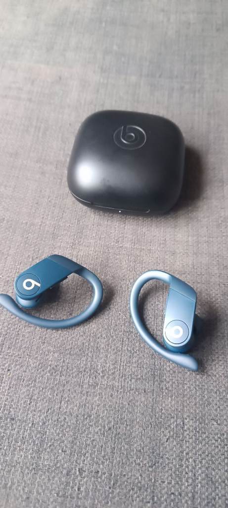 Powerbeats pro By Dr Dre