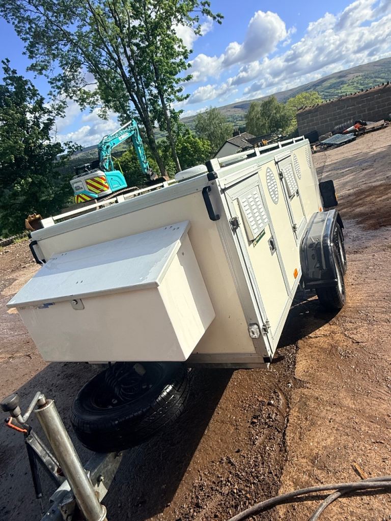 6 box dog trailer 